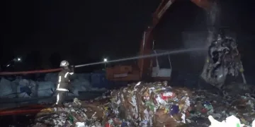 Bursa’da geri dönüşüm tesisinde yangın