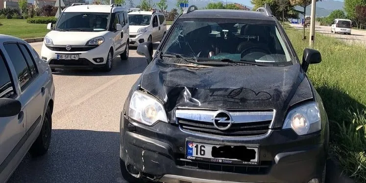 Bursa’da karşıya geçmek isterken canından oldu