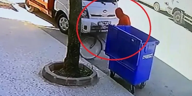 Alışveriş için markete girdi, çıkınca yerinde bulamadı