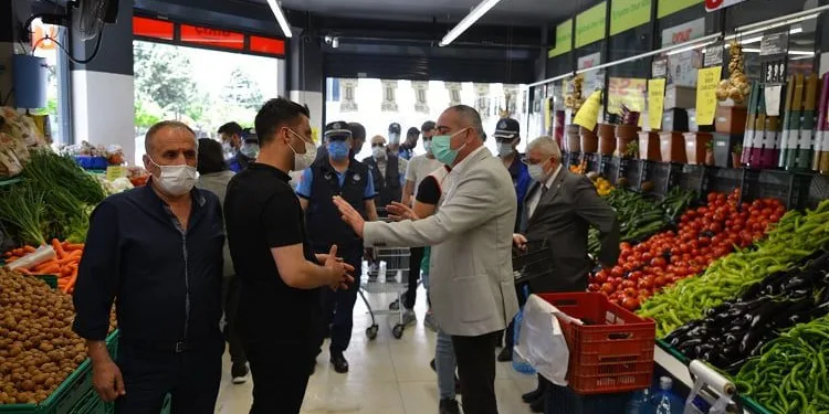Başkan Sertaslan market denetiminde