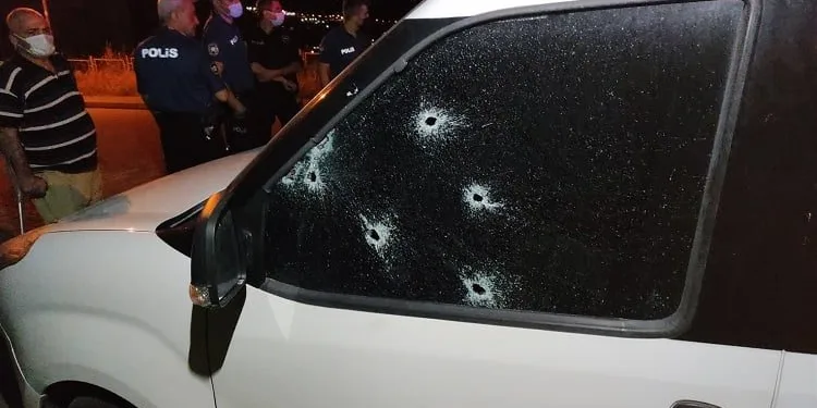 Bursa’da önce tartışığı kişiye sonra etrafa ateş açtı