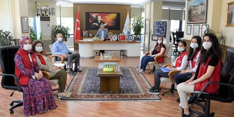 Karacabey’de ihtiyaç sahiplerine şartsız destek