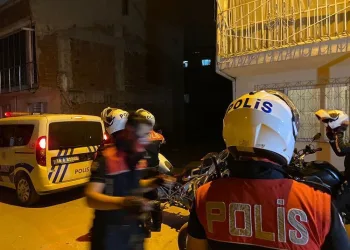 Bursa’da 100 polisle metruk binalara baskın