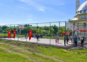 Bursa Karacabeyli gençlere yeni spor alanı