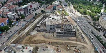 MHP Genel Sekreteri Büyükataman’dan Osmangazi Meydanı’na övgü