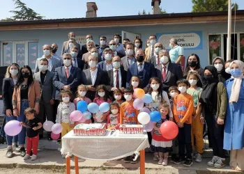 Bursa’da öğrencilerin kütüphane mutluluğu