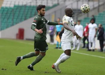 Bursaspor’da 6 futbolcu bugün boşa çıkıyor
