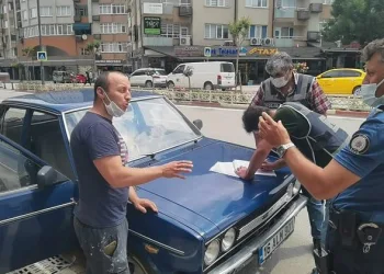 Bursa’da izin belgesiyle şehir turu atarken yakalandı