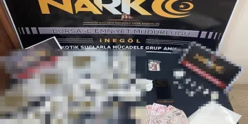Bursa’da uyuşturucu operasyonunda 4 gözaltı