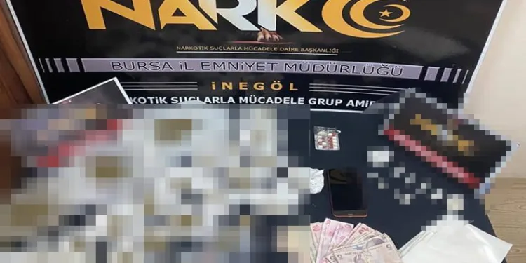 Bursa’da uyuşturucu operasyonunda 4 gözaltı