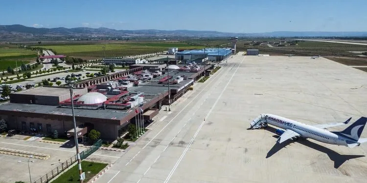 Bursa’da uçak seferlerine tam kapanma engeli