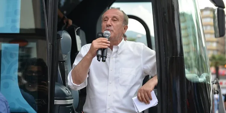 Muharrem İnce Bursa’da parti il binasının açılışına katıldı