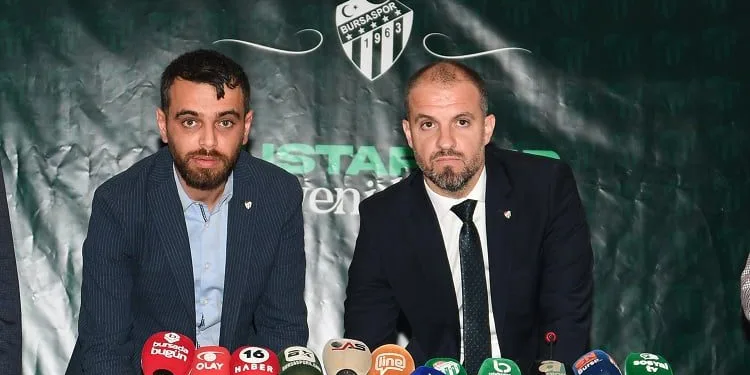 Bursaspor, Mustafa Er ile sözleşme imzaladı