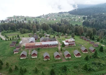 Karadeniz’in ilk ‘Yaylakent’ projesi çürüyor