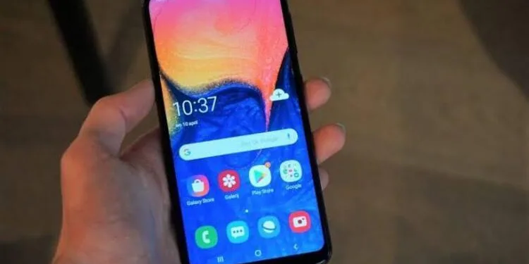 Google sürekli olarak duruyor hatası