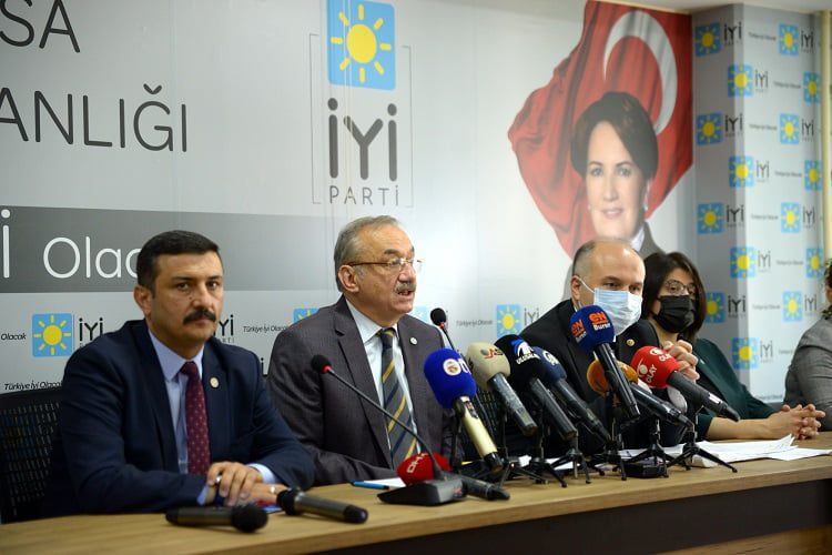 İYİ Parti Genel Başkan Yardımcıları, Bursa'da Line Haber İYİ Parti Genel Başkan Yardımcıları, Bursa'da Line Haber