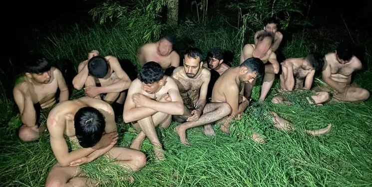 Çırılçıplak soyulup dövülerek Türkiye’ye gönderildiler