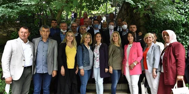 Başkan Dündar muhtarlarla buluştu