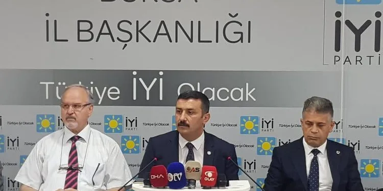 Bursa’da, ‘belediyede danışmanlık ücreti’ tartışması