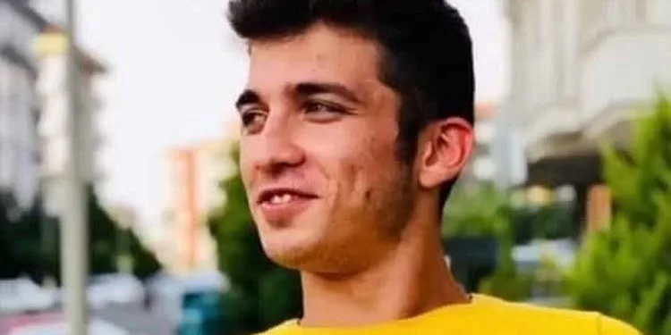 Liseli genç arkadaşı tarafından öldürüldü