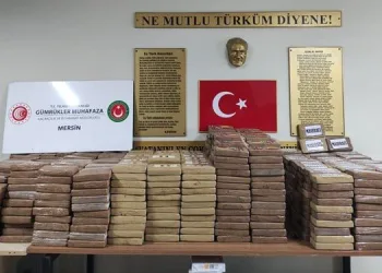Mersin Limanı’ndan 1 ton uyuşturucu yakalandı