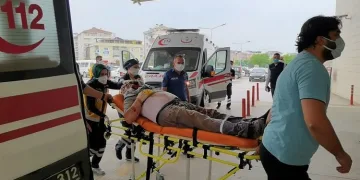 Bursa’da başını makineye çarpan işçi ölümden döndü