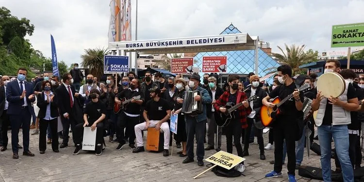 Bursa Sokak Sanatçıları Festivali başladı