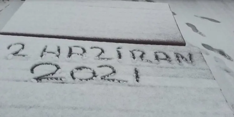 Uludağ’a haziran ayında kar sürprizi