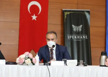 Başkan Aktaş açıkladı: Boyner Mağazası yıkılacak