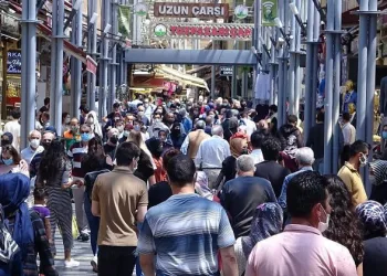 Başkan Aktaş açıkladı: Boyner Mağazası yıkılacak
