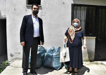 Mustafa Dündar’dan çevre dostlarına hediye