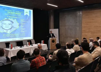 Akademisyenler Ahmet Hamdi Tanpınar’ı anlattı