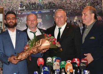 Bursaspor’da devir teslim töreni