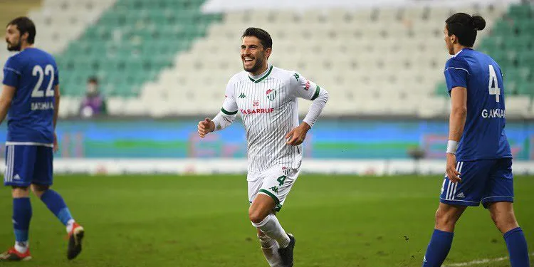 Bursaspor Cüney Köz’le anlaştı