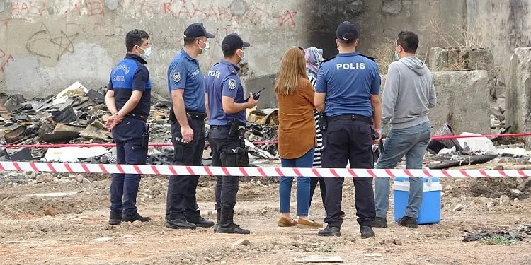 Polis kimseyi yaklaştırmıyor! Bursa’da ekipler nöbette