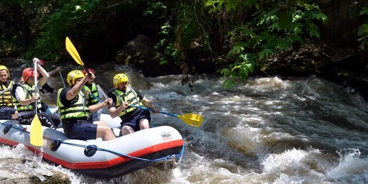 Bursa Kocasu Çayı’nda rafting heyecanı