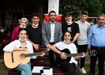Kestel’in dört bir yanından müzik şöleni