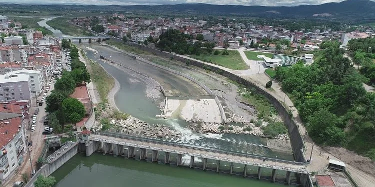 Yüzde 49 tamamlandı… Düzenlemeyle taşkın riski azalacak