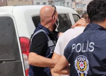 Bursa’da polis parçalanmak üzereyken ele geçirdi