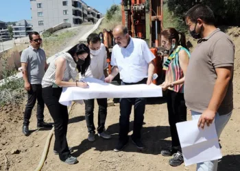 Kapalı pazar yerinde zemin etüdü başladı