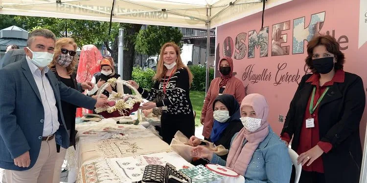 Osmangazi’de Hayat Boyu Öğrenme Haftası kutlandı