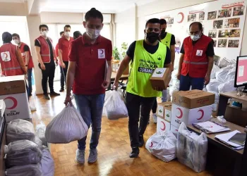 Sosyal destekte Osmangazi ve Kızılay omuz omuza