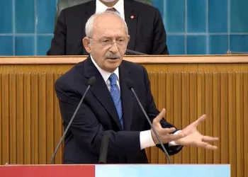 Kılıçdaroğlu: Siyasi partileri kapatmak doğru değil