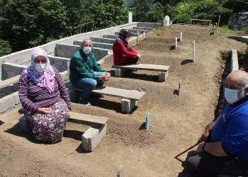 Koronadan 8 kayıp veren aileye aşı önceliği