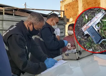 Bursa’da boş arsada bulduğu silahla arkadaşını vurdu