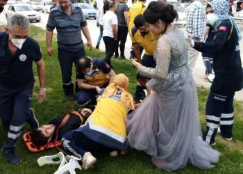 Bursa’da otomobil ve TIR çarpıştı: 2 yaralı