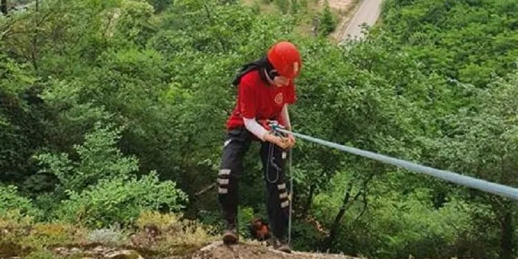 İkiz Kayalar’da nefes kesen tırmanış