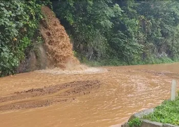 Rize ve Artvin’de beklenen yağış başladı