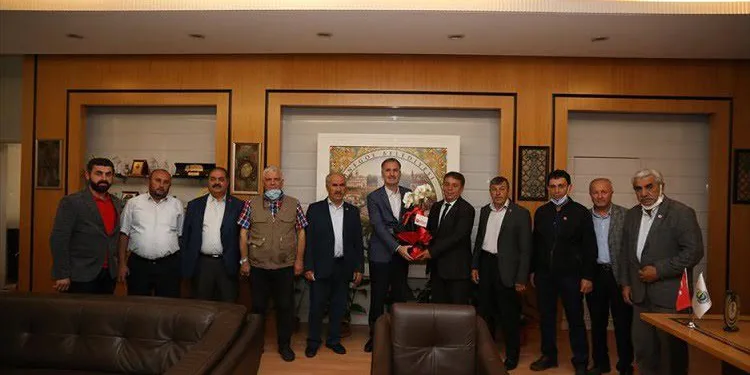 Muhtarlar Derneği’nden Başkan Taban’a ziyaret