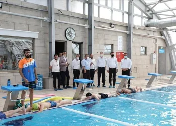 İnegöl’de yüzme kurslarında ilk dönem eğitimleri sürüyor